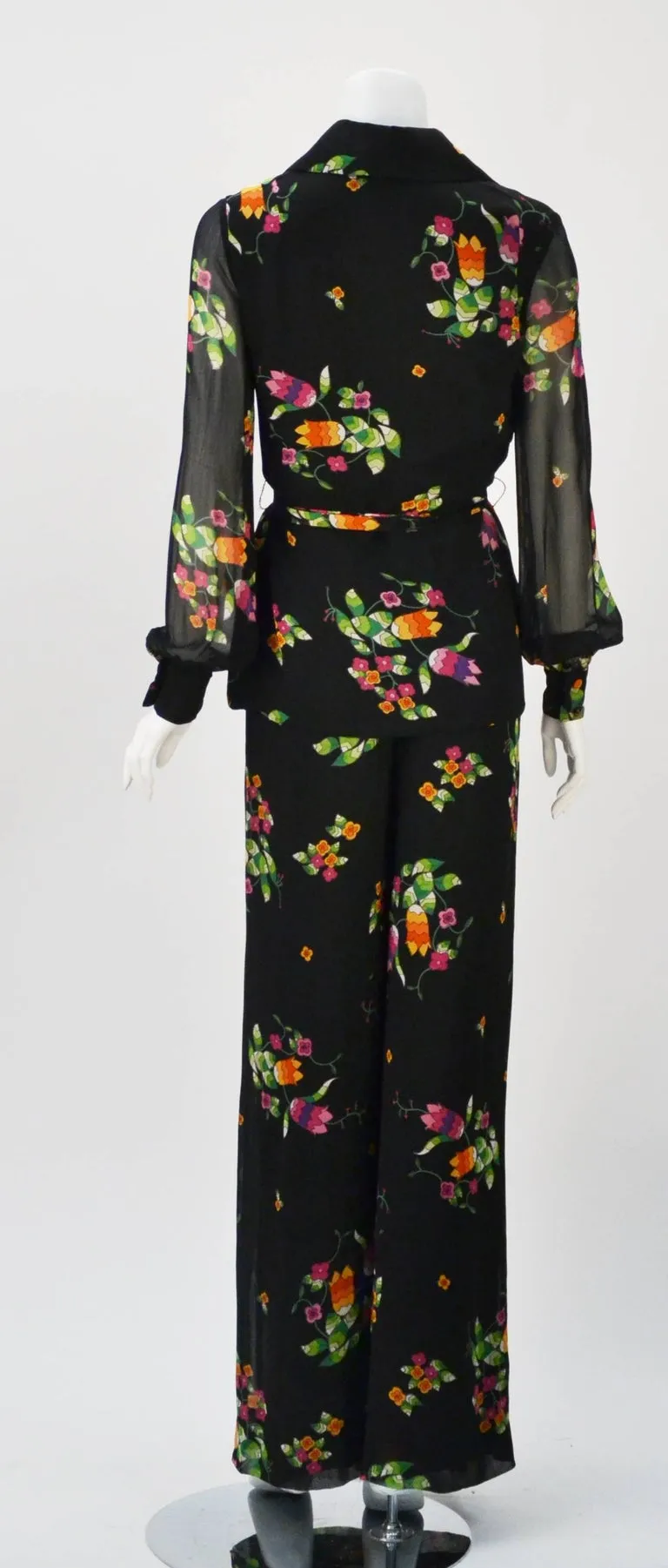 1970s Malcolm Starr Floral Print Blouse Pant Ensemble