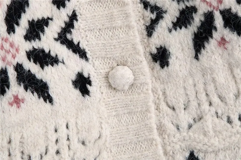 JACQUARD LOOSE CABLE-KNIT CARDIGAN