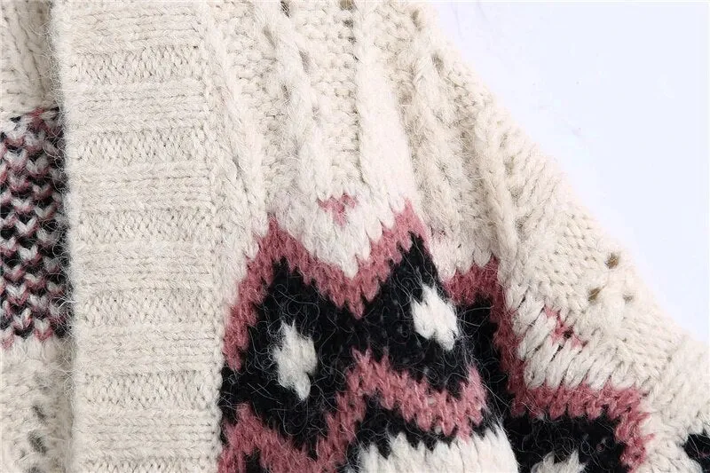 JACQUARD LOOSE CABLE-KNIT CARDIGAN