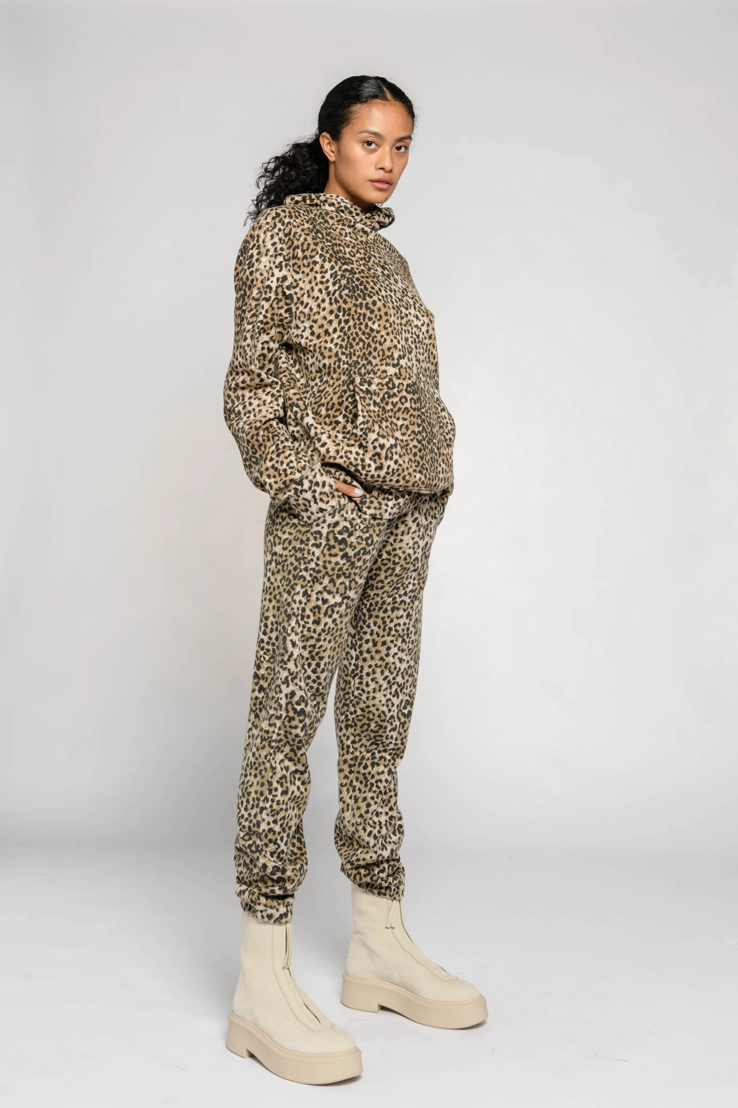 JOGGER - BROWN LEOPARD