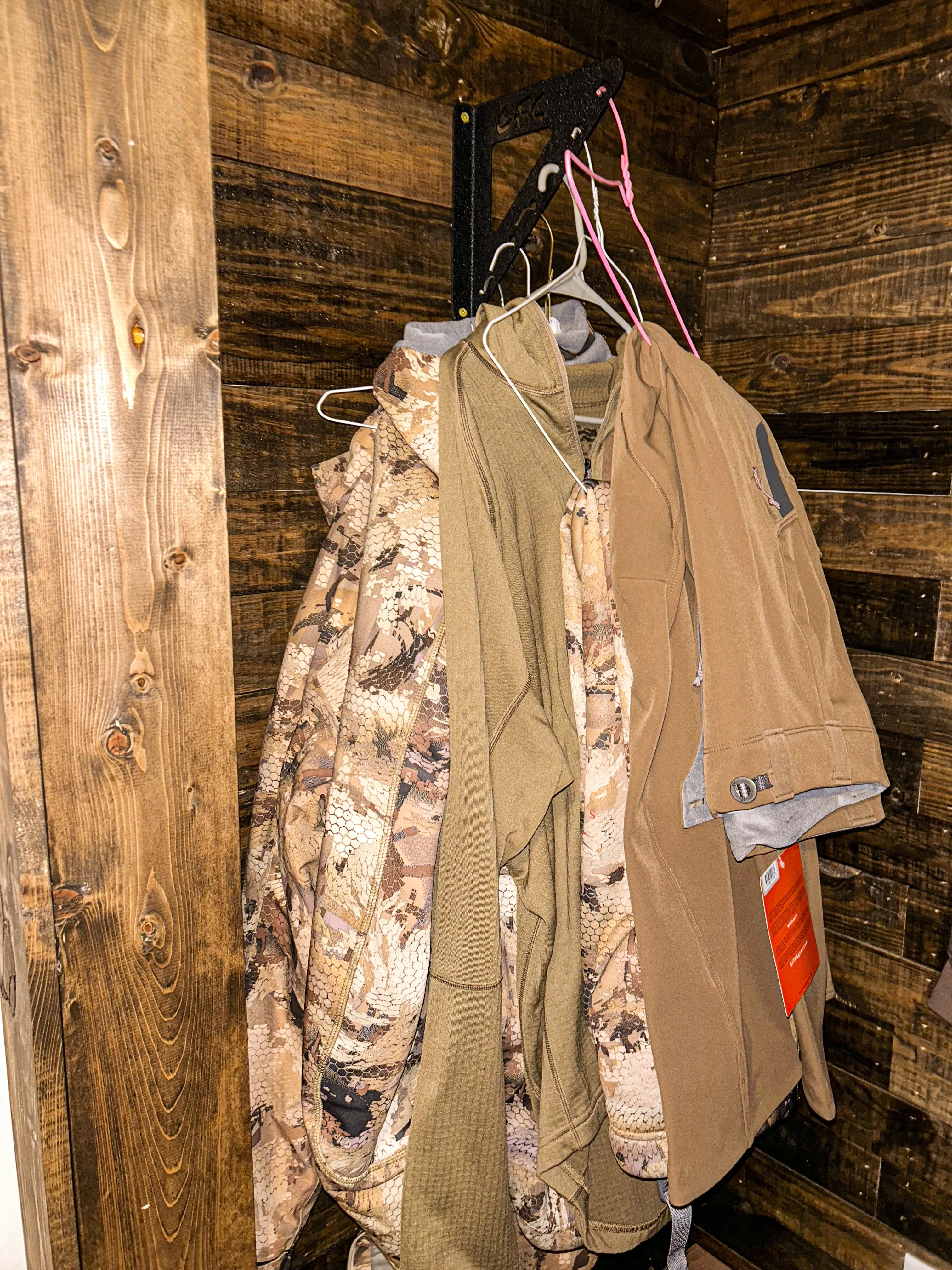 OFC Coat Holder
