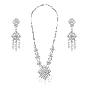 Praew Necklace & Earrings Set